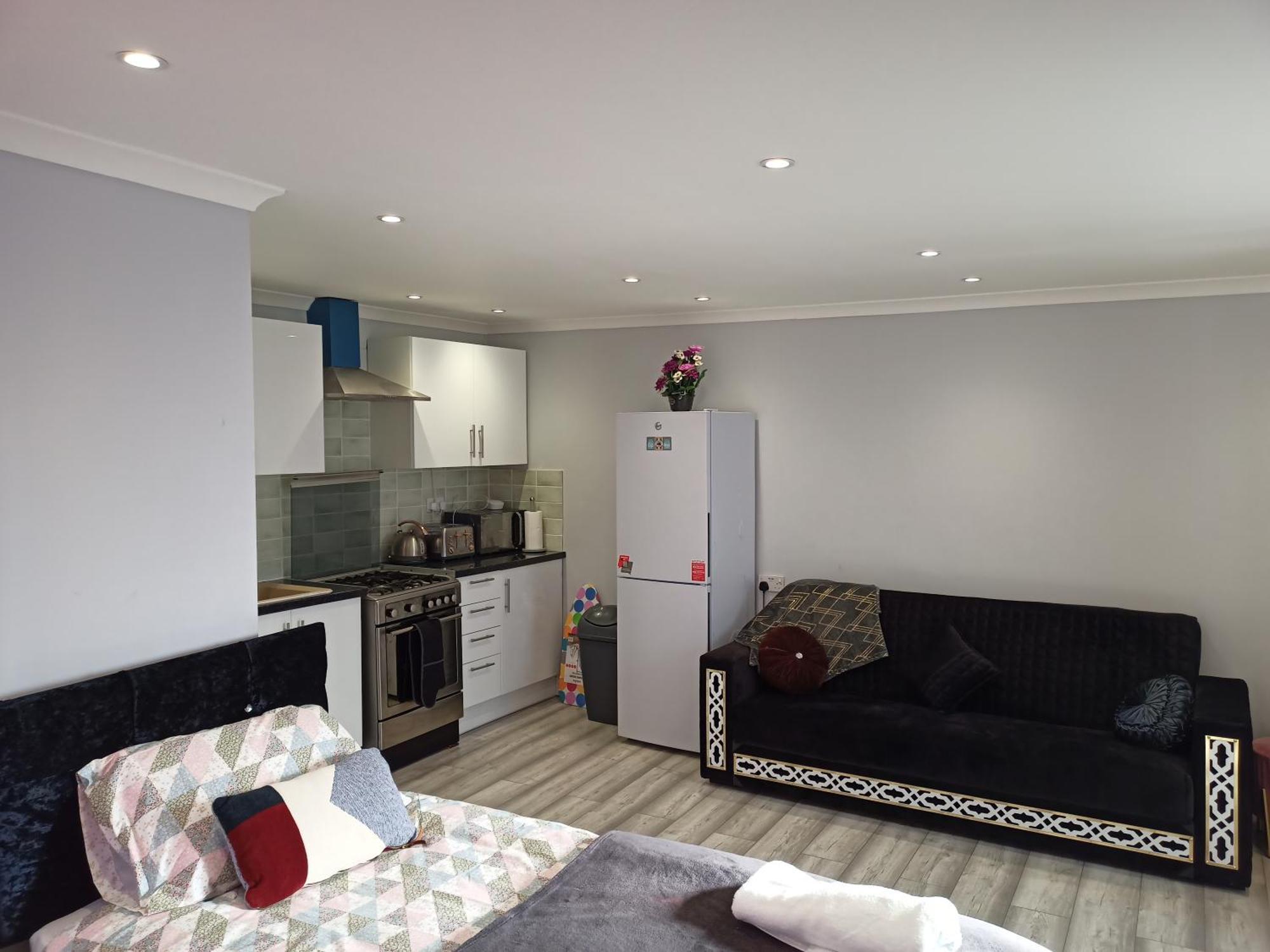 Homey Studio In Newport Perfect For Couples & Travelers エクステリア 写真